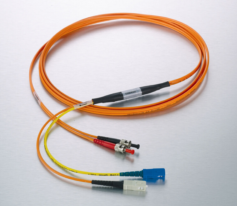 High-power performance of single-mode fiber-optic connectors
